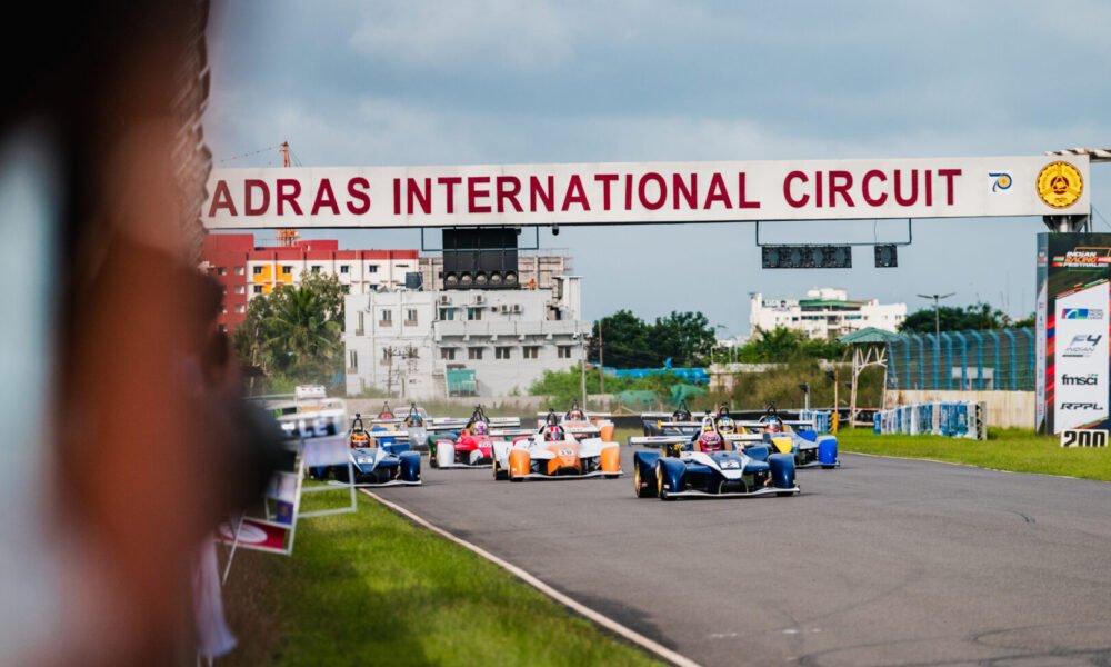 race start of Indian Race League at Madras International Circuit